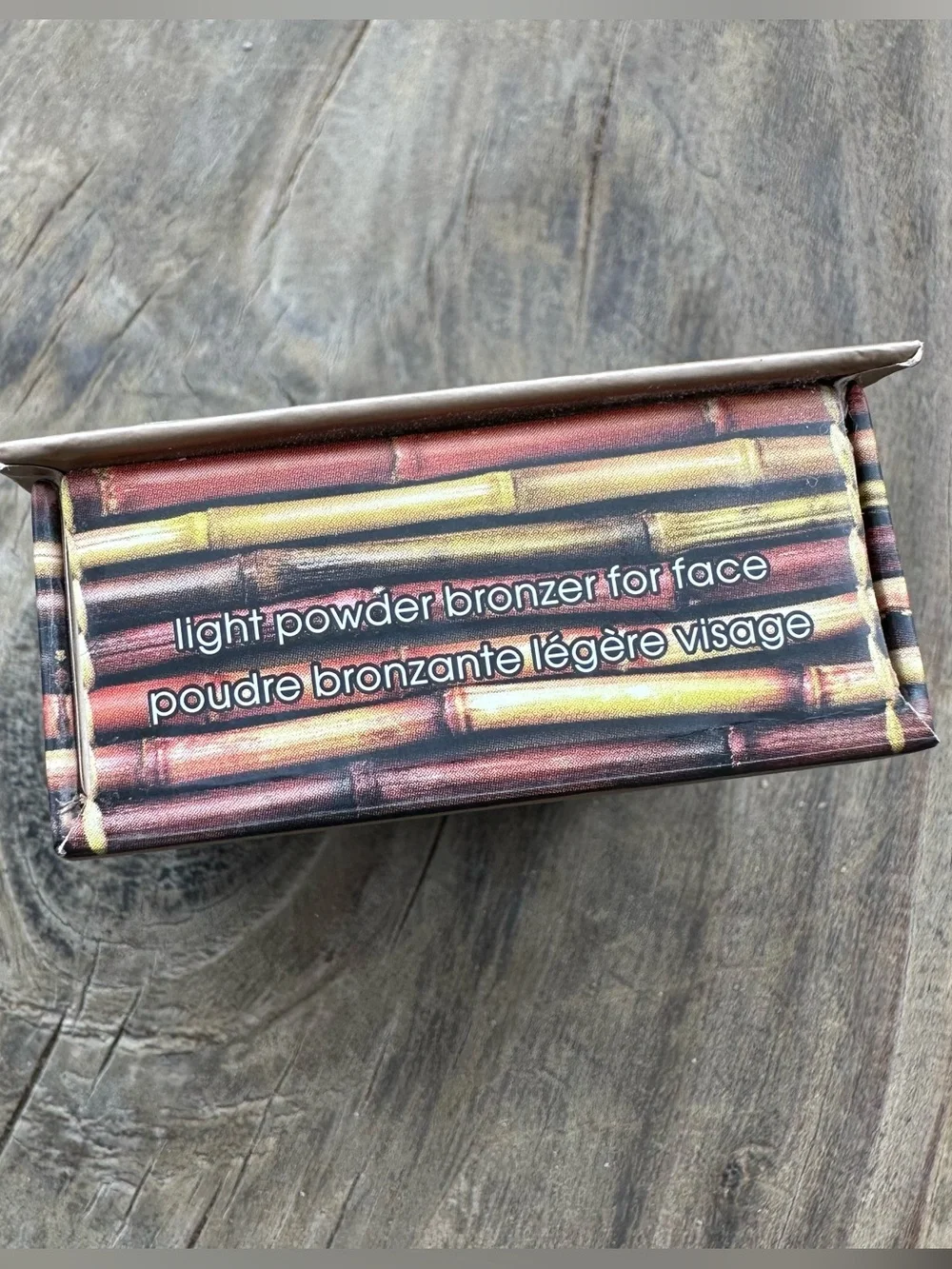 Benefit Hoola Lite Bronzer